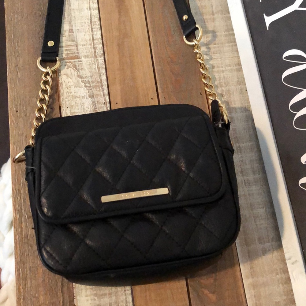 Isaac Mizrahi quilted crossbody bag